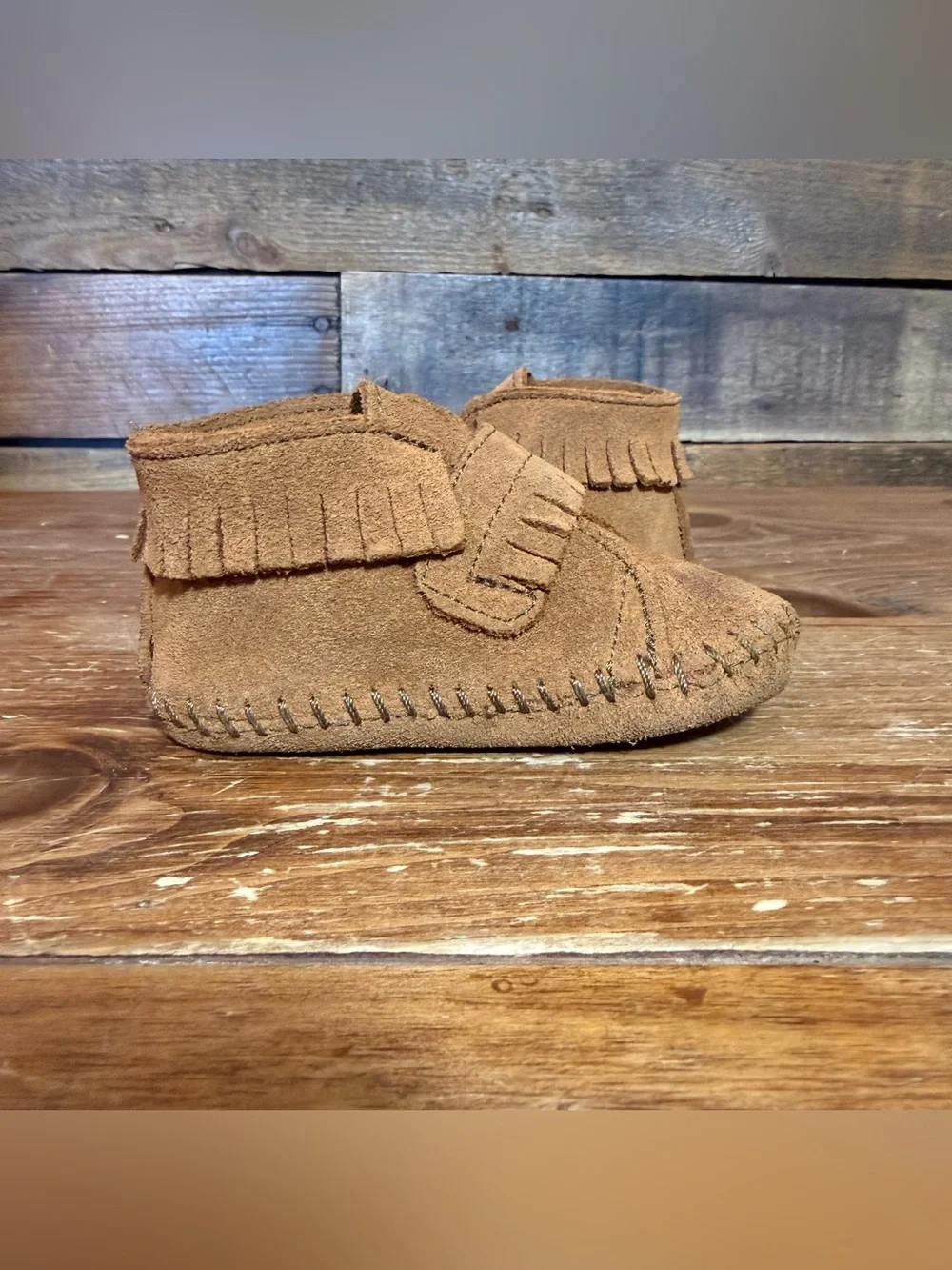 Minnetonka Moccasins Infants Front Strap Bootie, Brown, Size 3